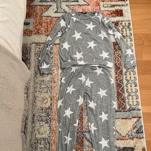 Star pajama jogger set, never worn!!